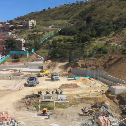 Seguimiento a construcción Parque Sierra Morena